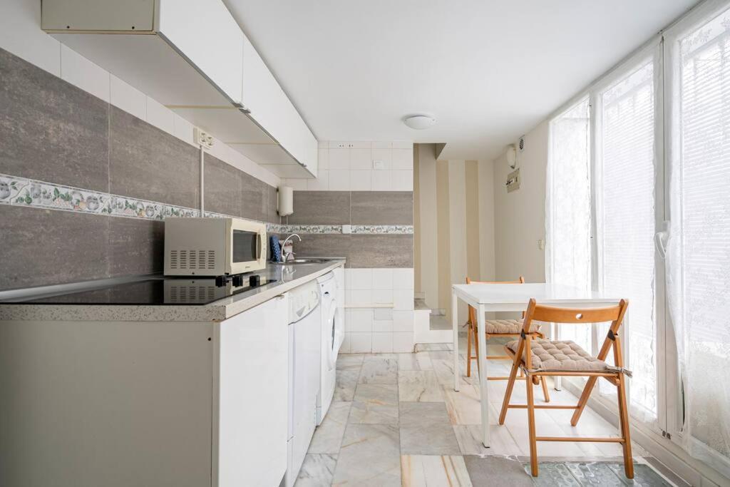 Ferienwohnung Arriaga Alto- Coqueto Duplex. Parking Gratuito Madrid Exterior foto